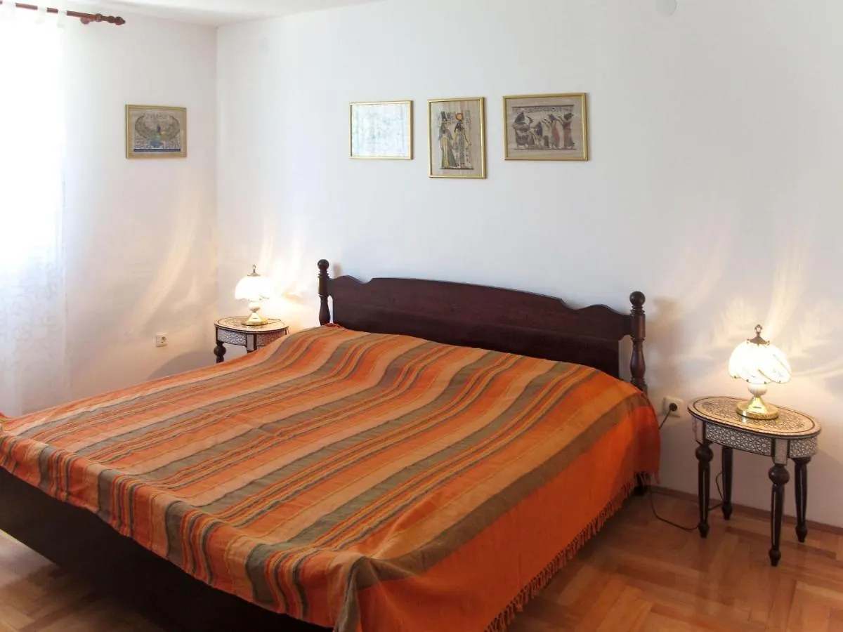 Holiday Home Ema - Pul418 By Interhome Peroj Croatia